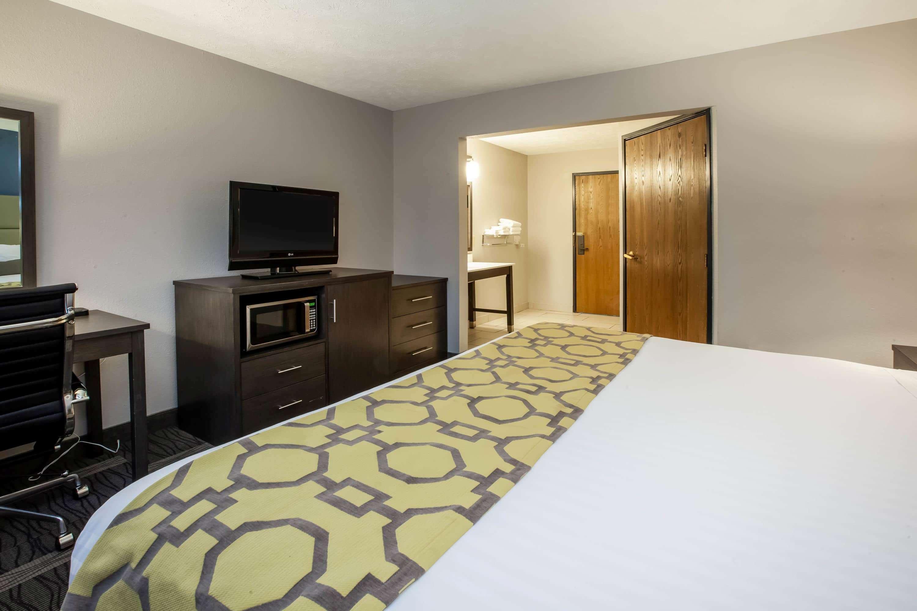 Baymont By Wyndham Traverse 3* Traverse City