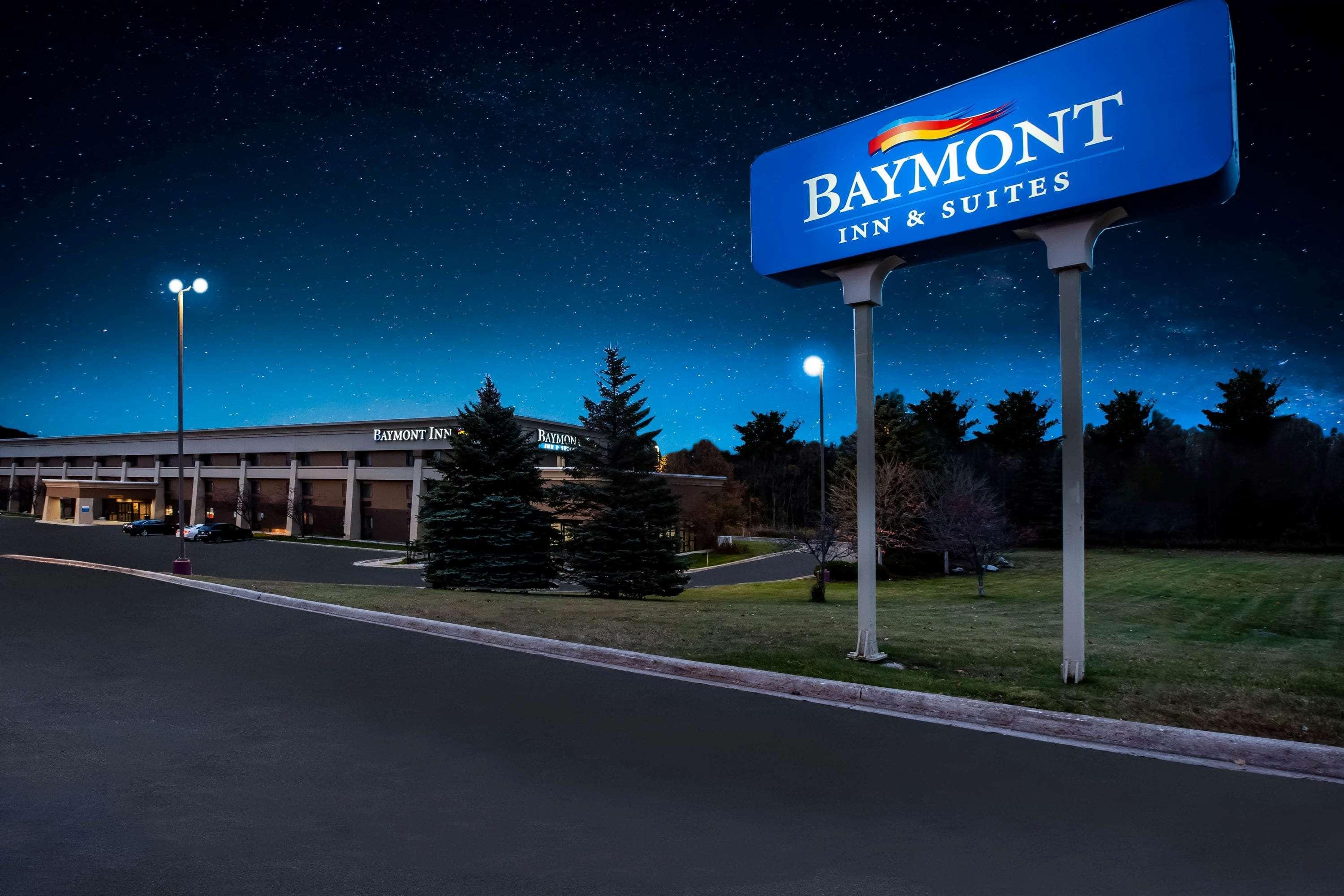 Hotel Baymont By Wyndham Traverse