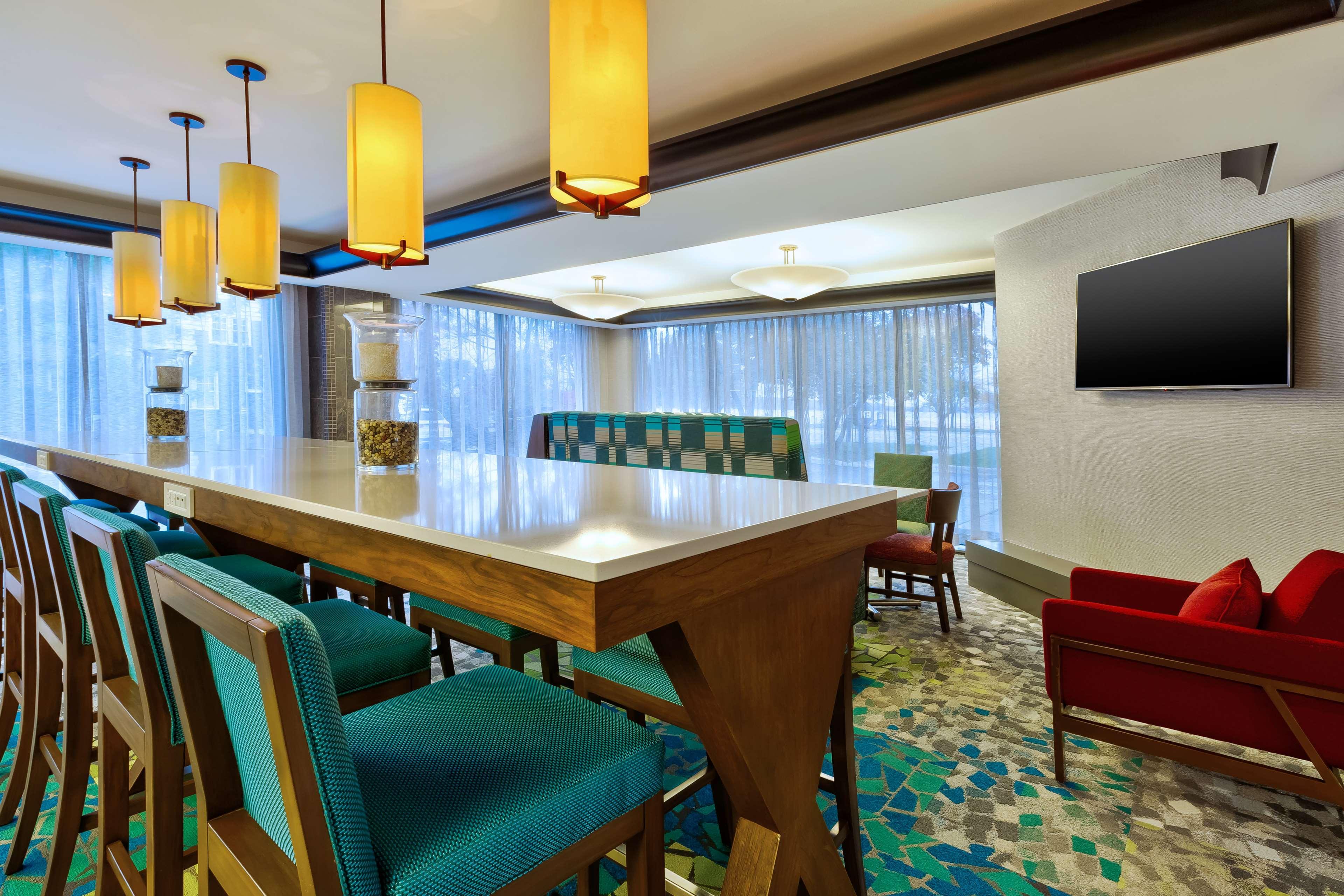 Hotel Hampton Traverse 3*