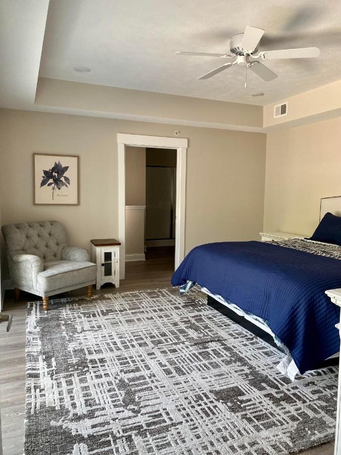 Hotel Kasa 539 Bay Street Traverse Traverse City
