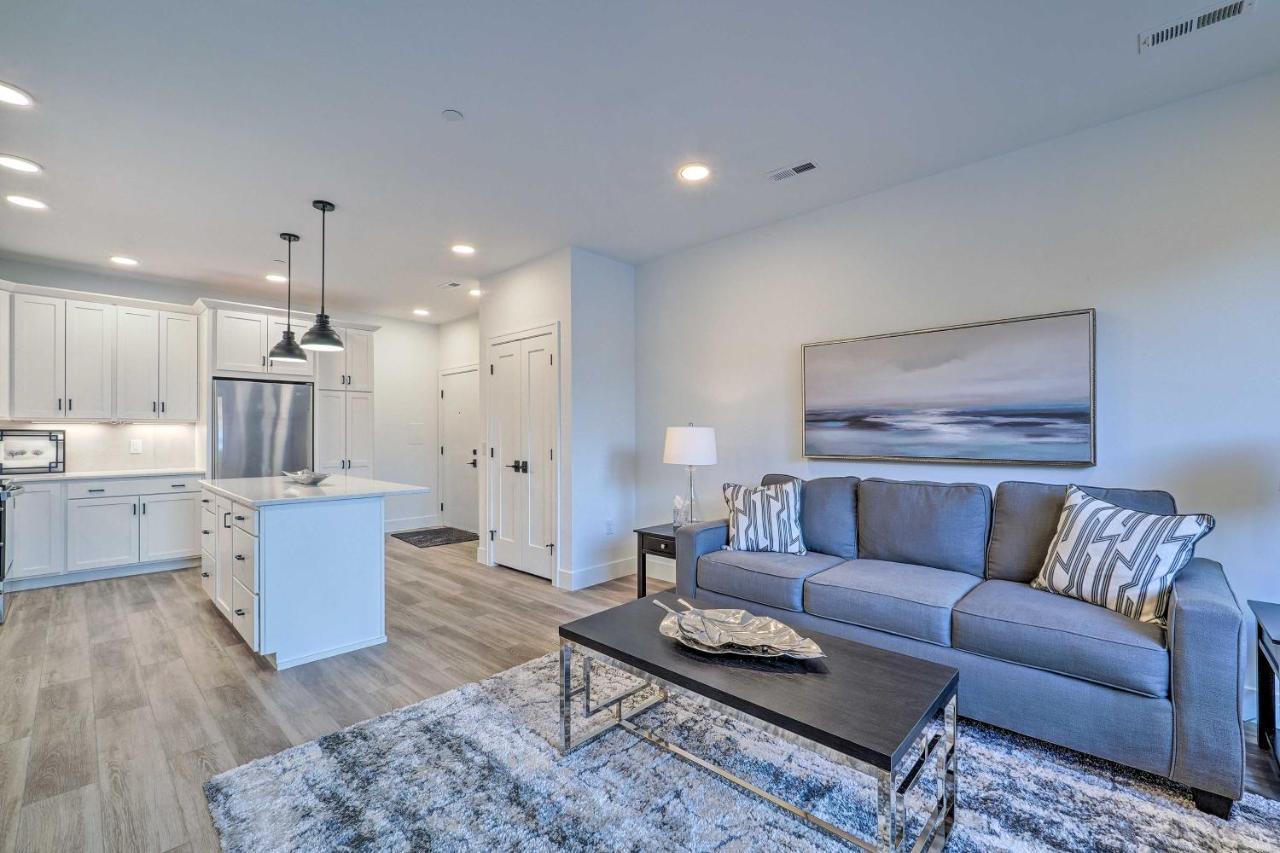 Downtown Traverse Less Than Half Mi To Beach! Apartment *