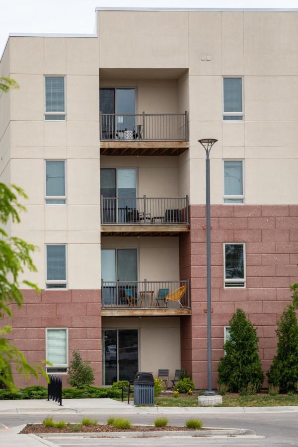 Apartment New Happy Trail 2br Close To Downtown *