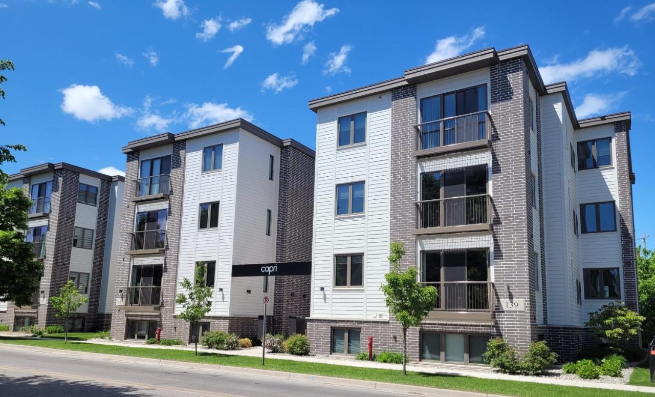 Capri 106 In The Heart Of Downtown Traverse *