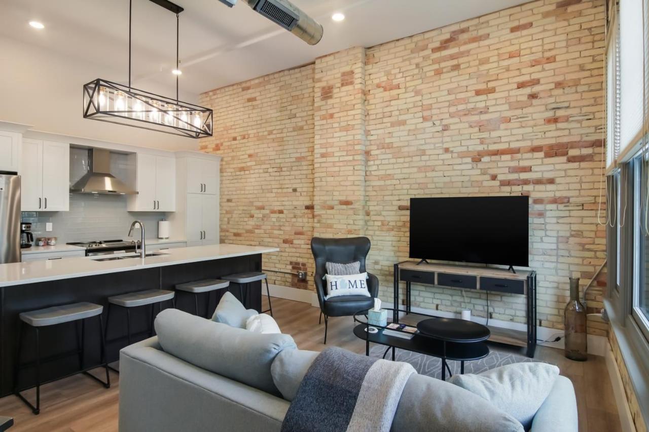 Golden Lofts Unit 3 Downtown Traverse 2bd 2ba * Traverse City