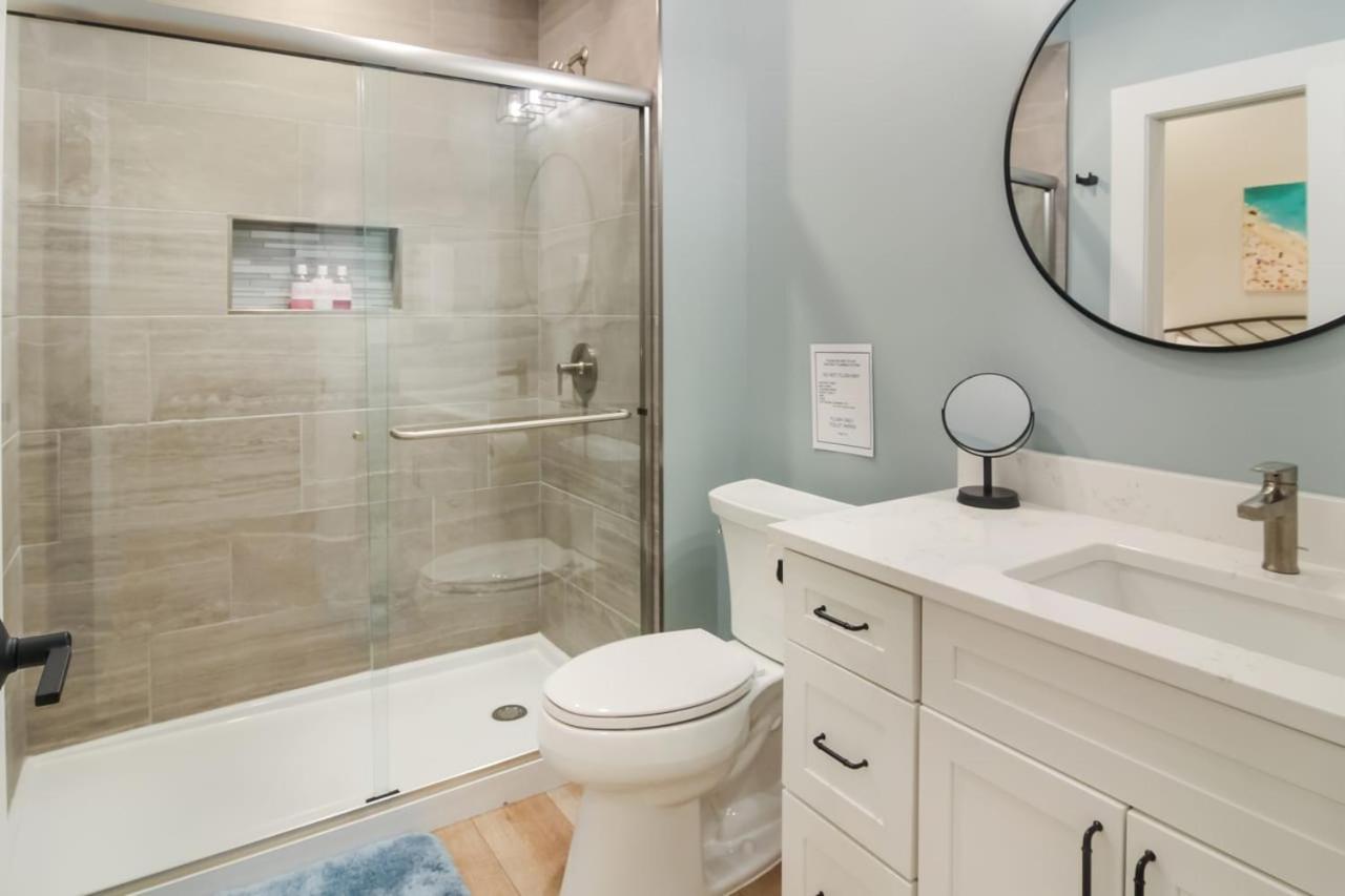 Golden Lofts Unit 4 Downtown Traverse 2bd 2ba