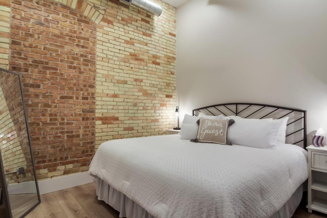 Holiday home Golden Lofts Unit 1 Downtown Traverse 1bd 1ba *