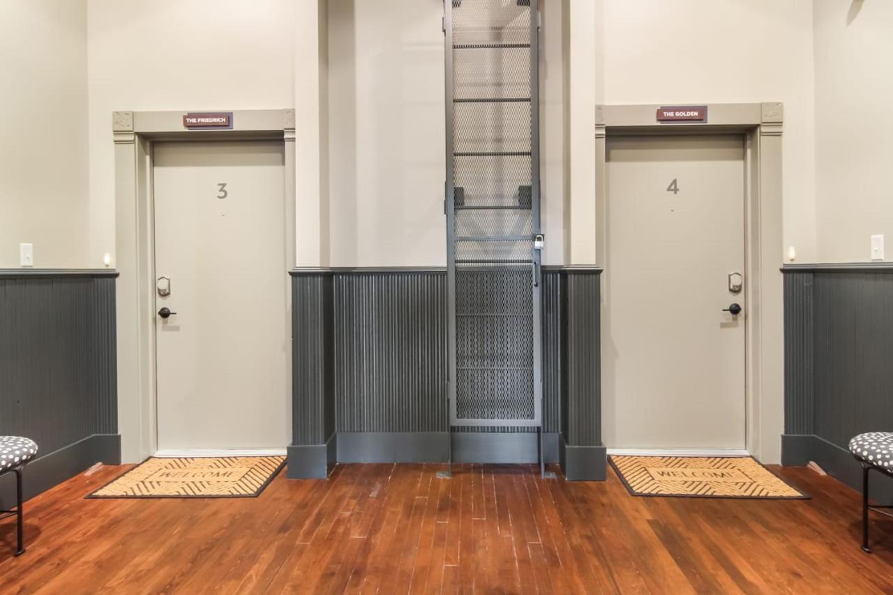 Golden Lofts Unit 3 Downtown Traverse 2bd 2ba *