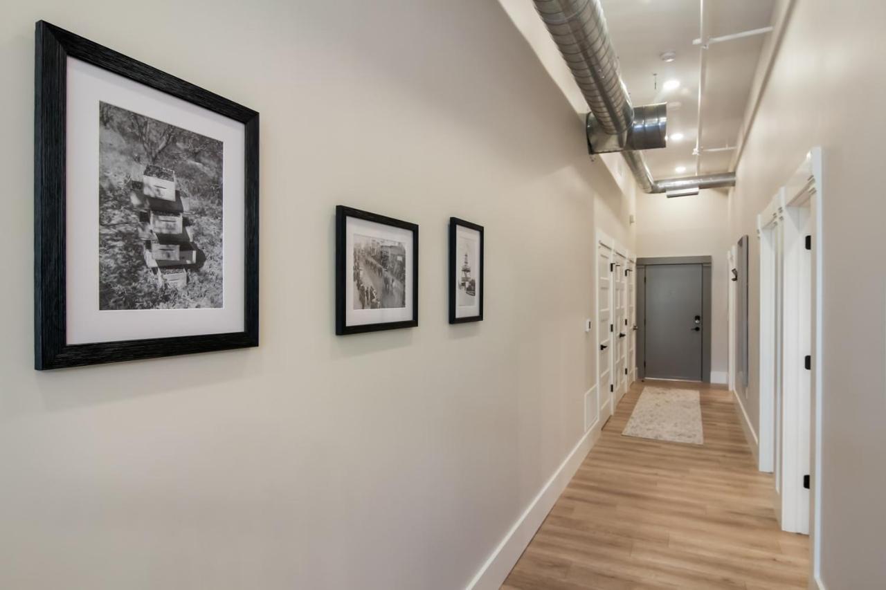 Golden Lofts Unit 3 Downtown Traverse 2bd 2ba * Traverse City