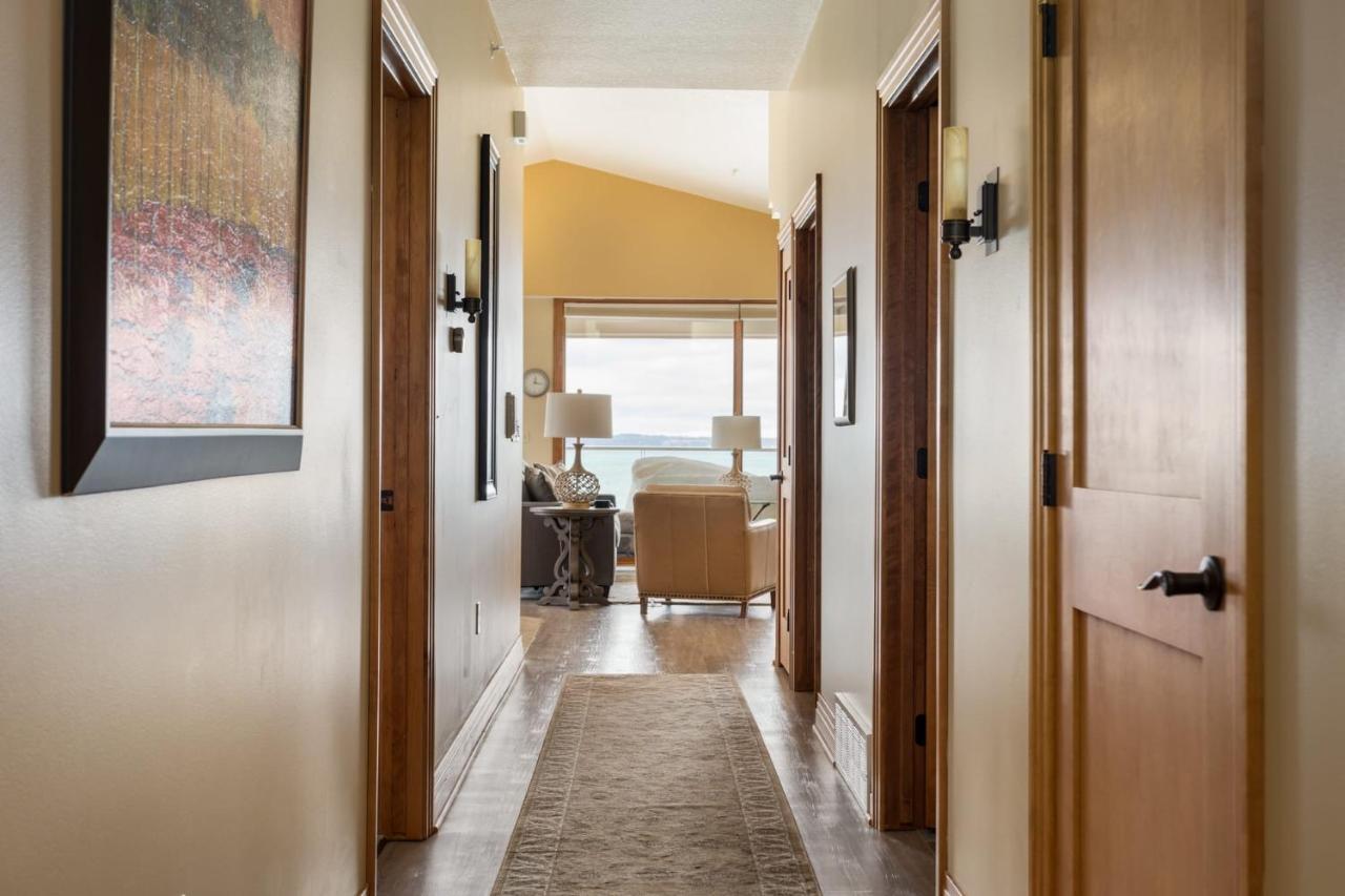 Sugar 3004 Luxury Beachfront Holiday home