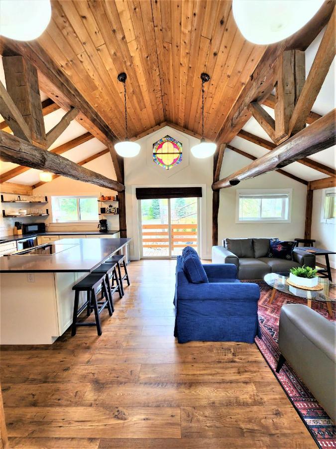 Beachside-hottub-fireplace-authentically Northern