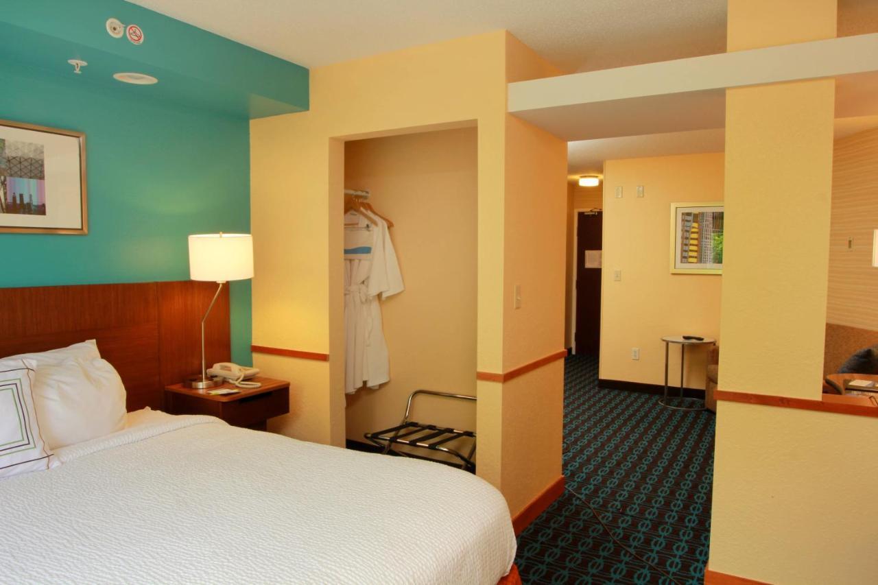 Hotel Fairfield & Traverse City