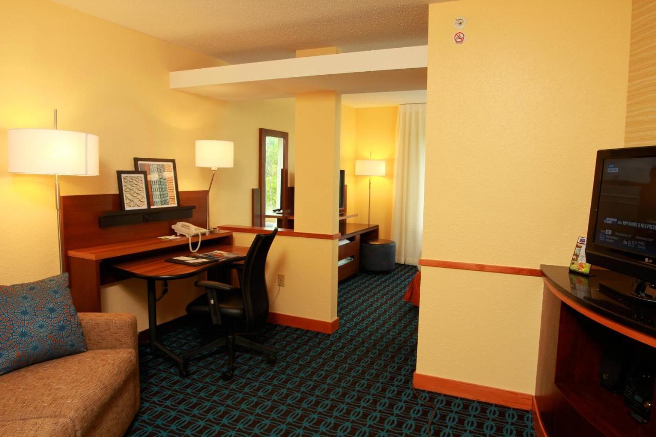 Fairfield & Hotel 3*
