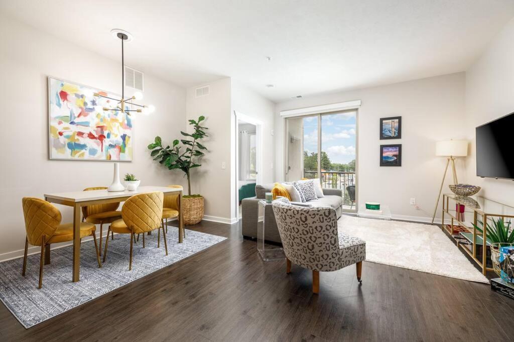 Fun & Trendy Close To Downtown And The Apartment Traverse City