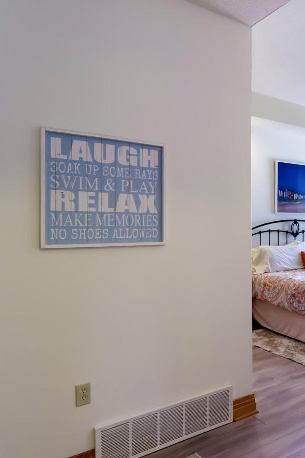 Sugar 1012 Luxury Waterfront Holiday home *