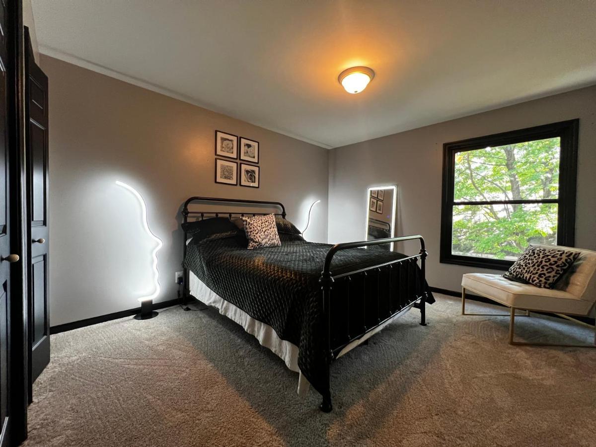 Peaceful Luxury Unique 3 Bdr With Cinema Gym And