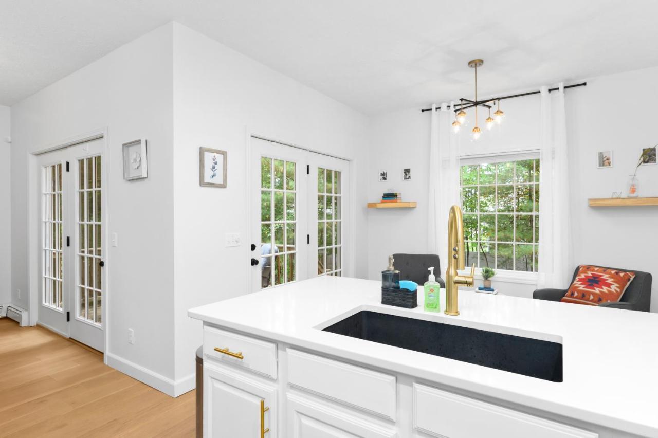 Holiday home Gorogeous Chic 2bdr Renovated Near Downtown Sleeps 6 843 Traverse City