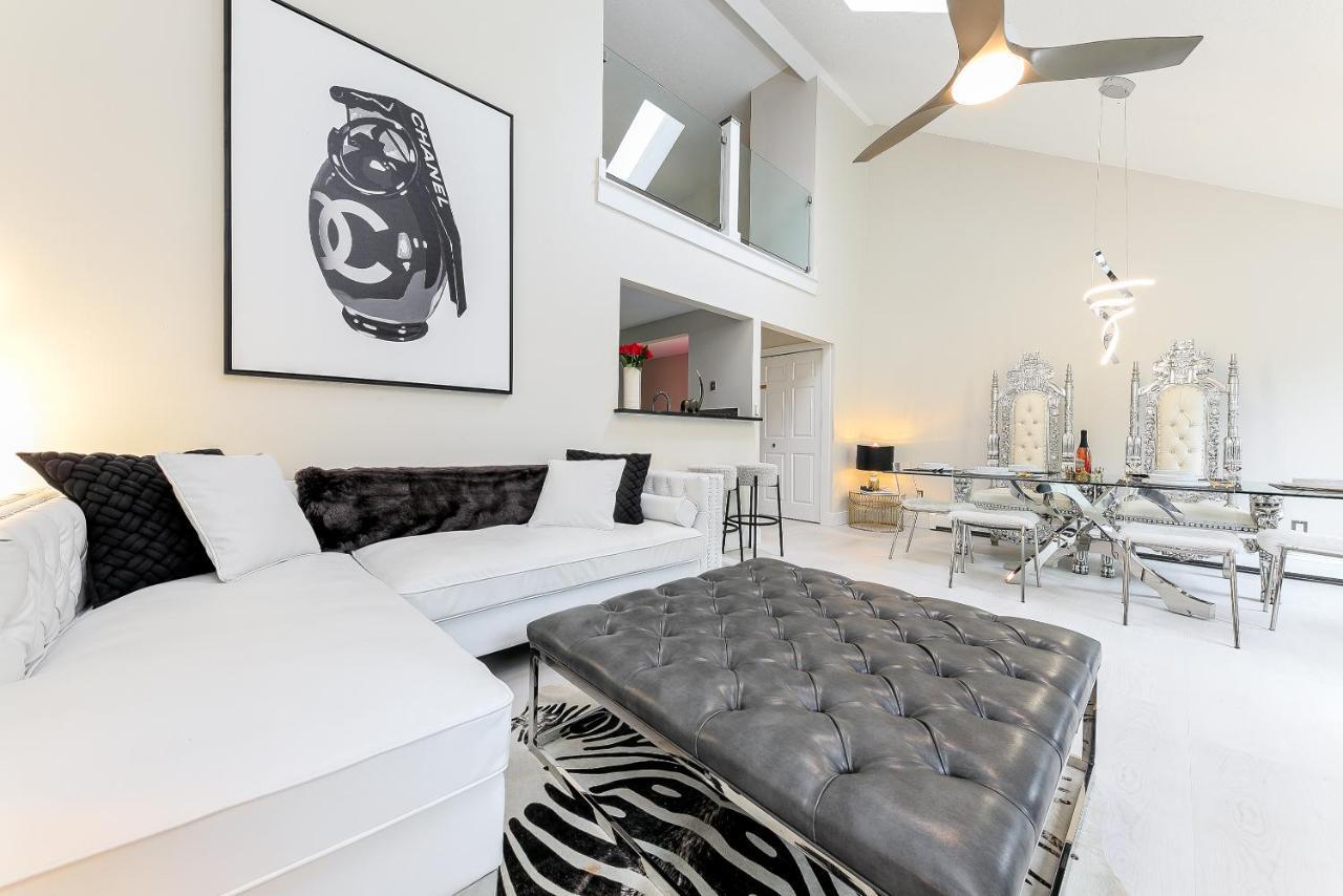 Apartment Exquisite One Of A Kind 3bdr At Hilltop 5736
