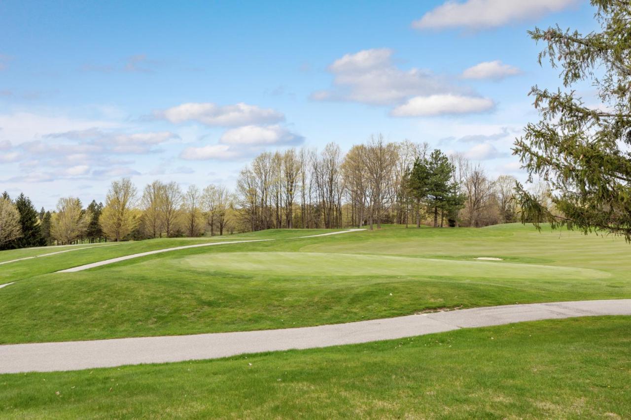 Lakeview Golf Retreat 1bdr At 5057 * Traverse City