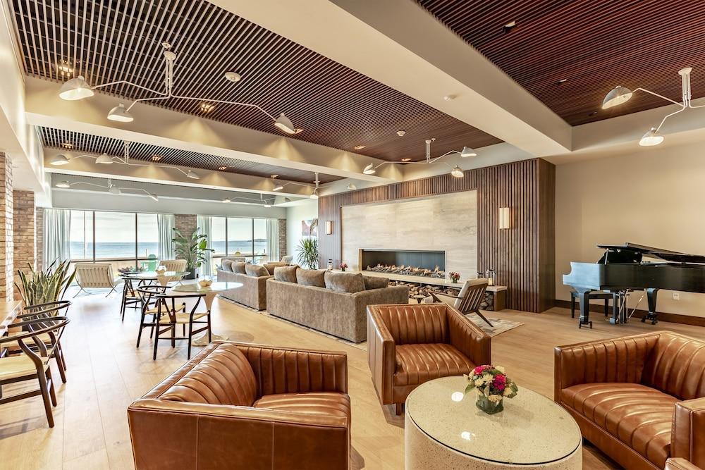 West Bay Beach, A Hotel 3*