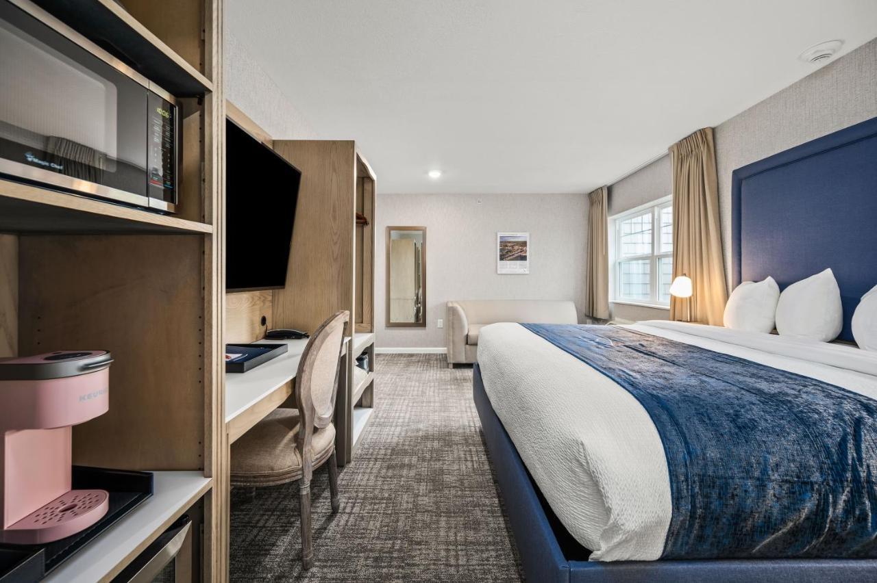 Alexandra 3* Traverse City