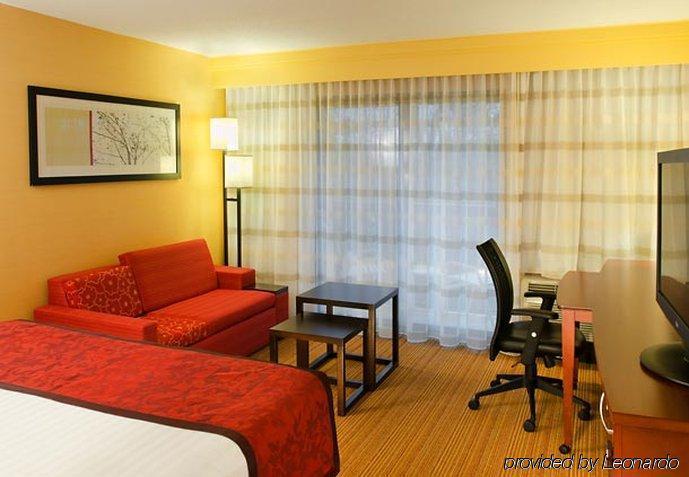 Hotel Courtyard By Marriott Traverse