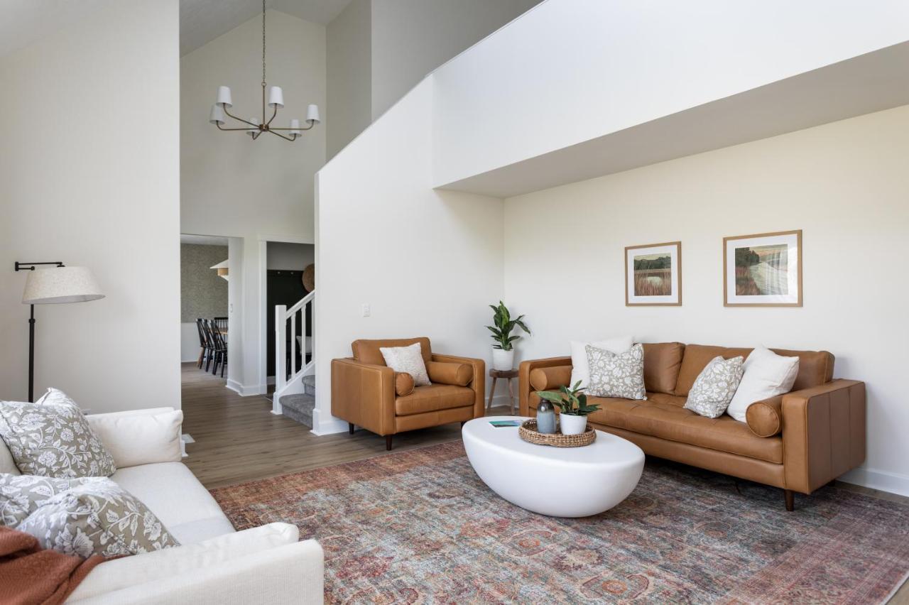 M22 Cedar House - Lakefront In Wine Country With Playroom Holiday home *
