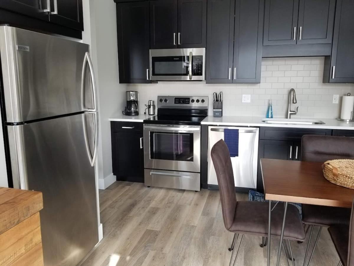Downtown Traverse - Capri 209 Holiday home