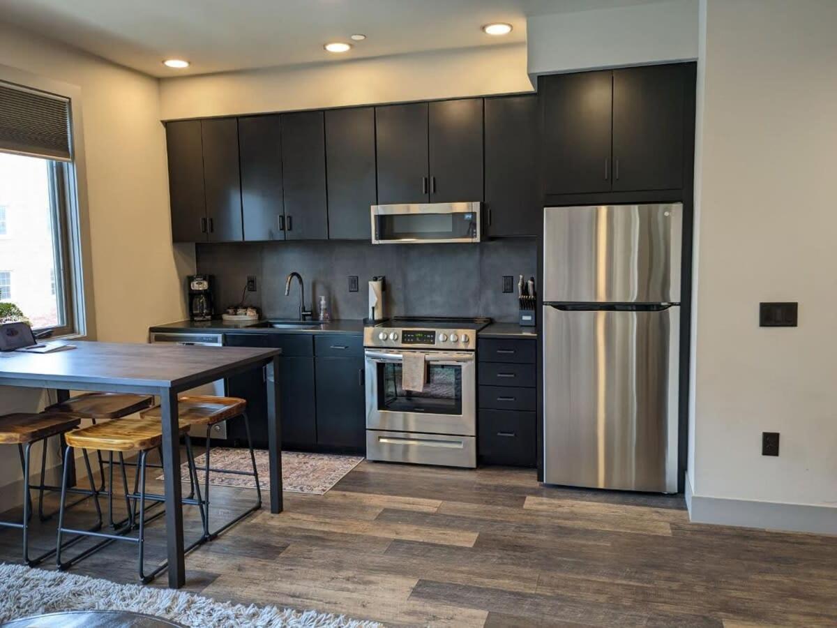 Modern State 209 Just Blocks Away From The Bay *