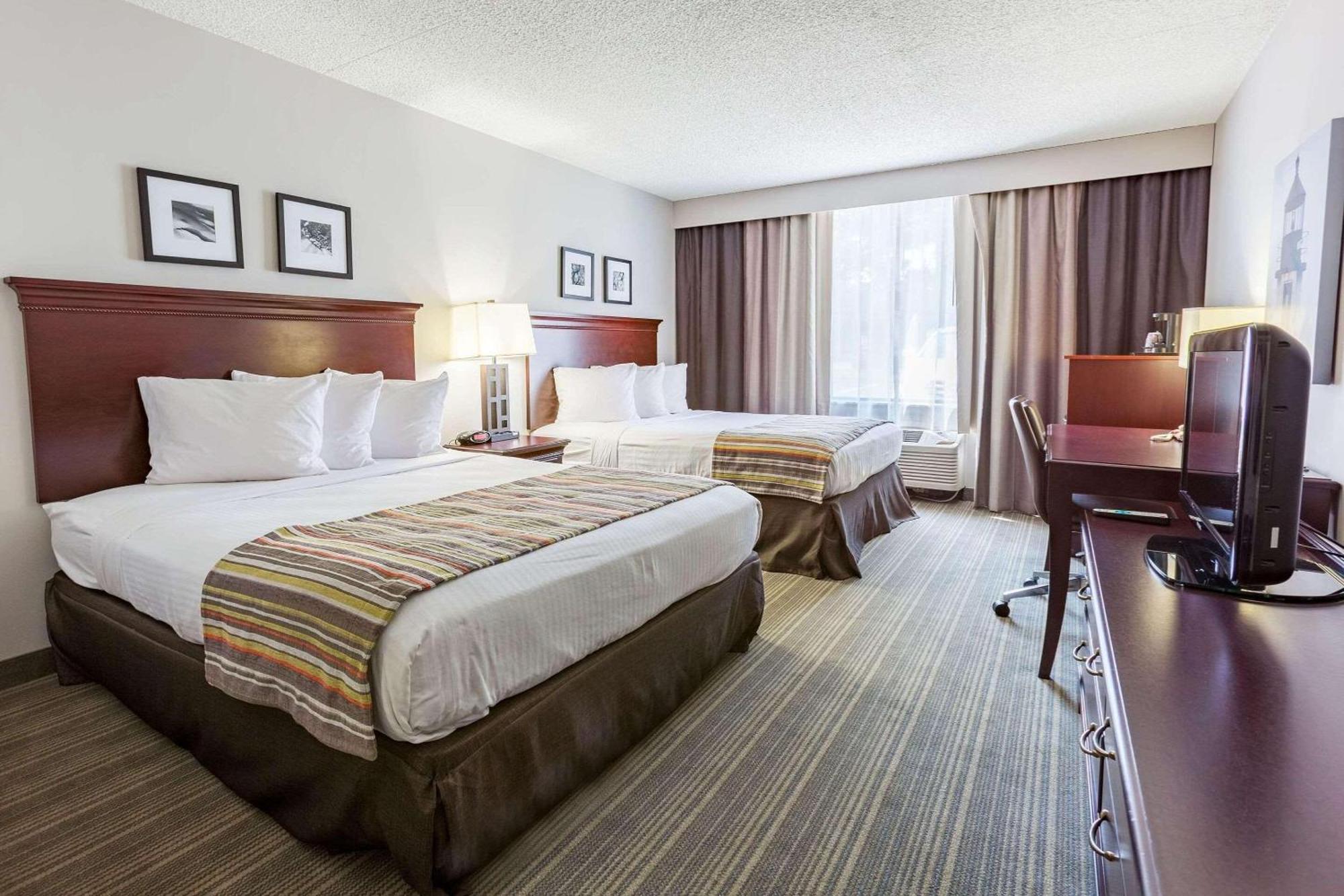 Country & By Radisson, Traverse City, Mi 3* Traverse City