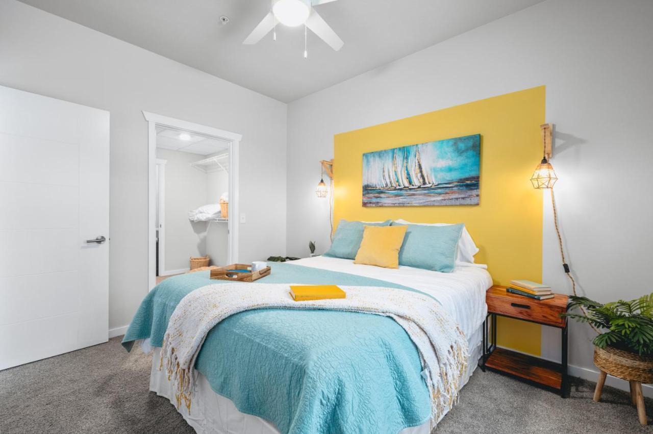 New Shoreline 401 2br Near Downtown And Bay Holiday home