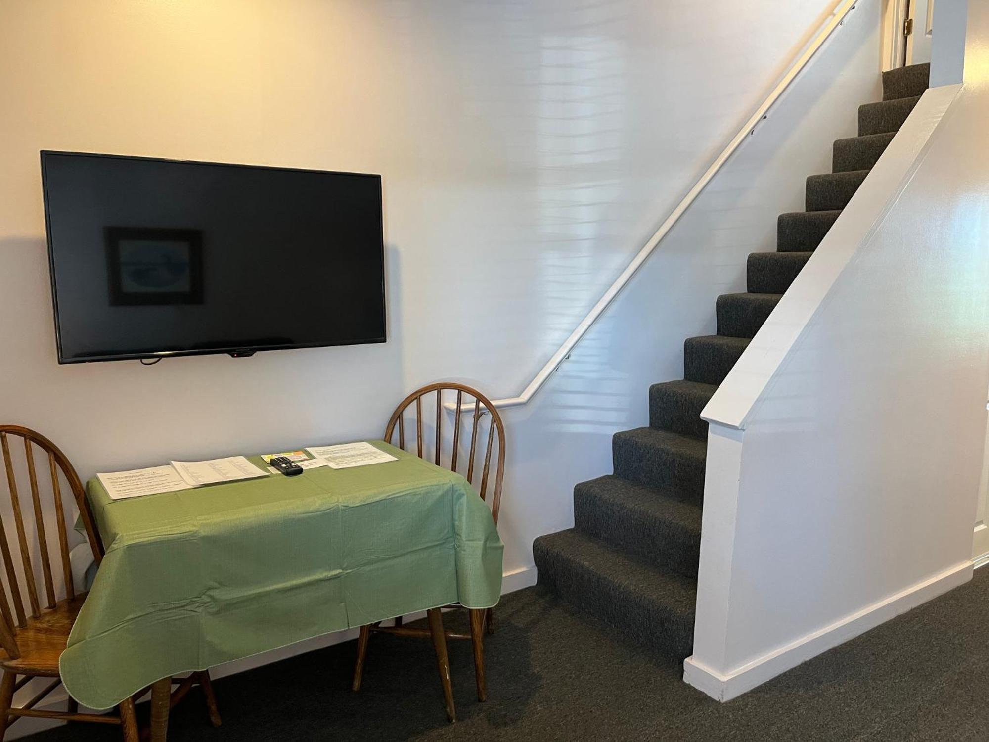 Inn Traverse Bay 2*