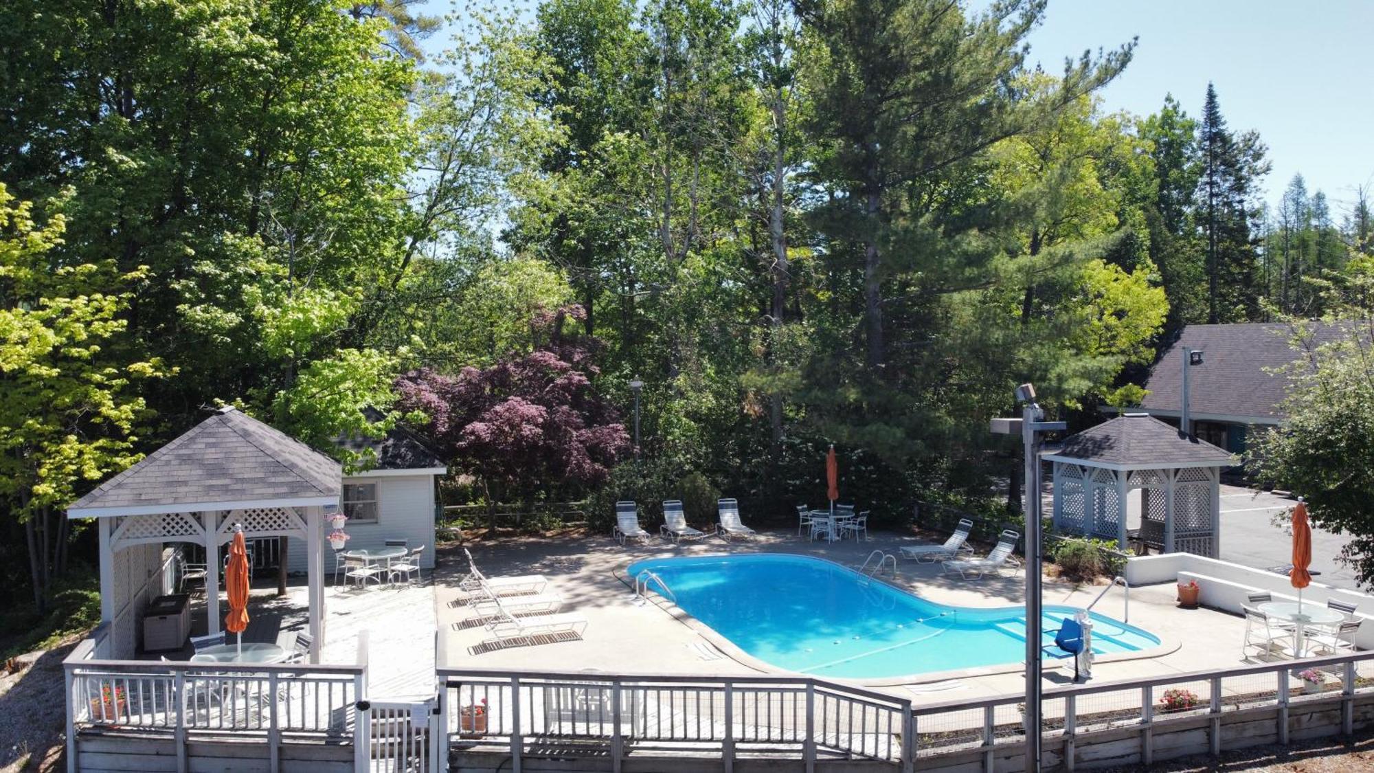 Inn Traverse Bay