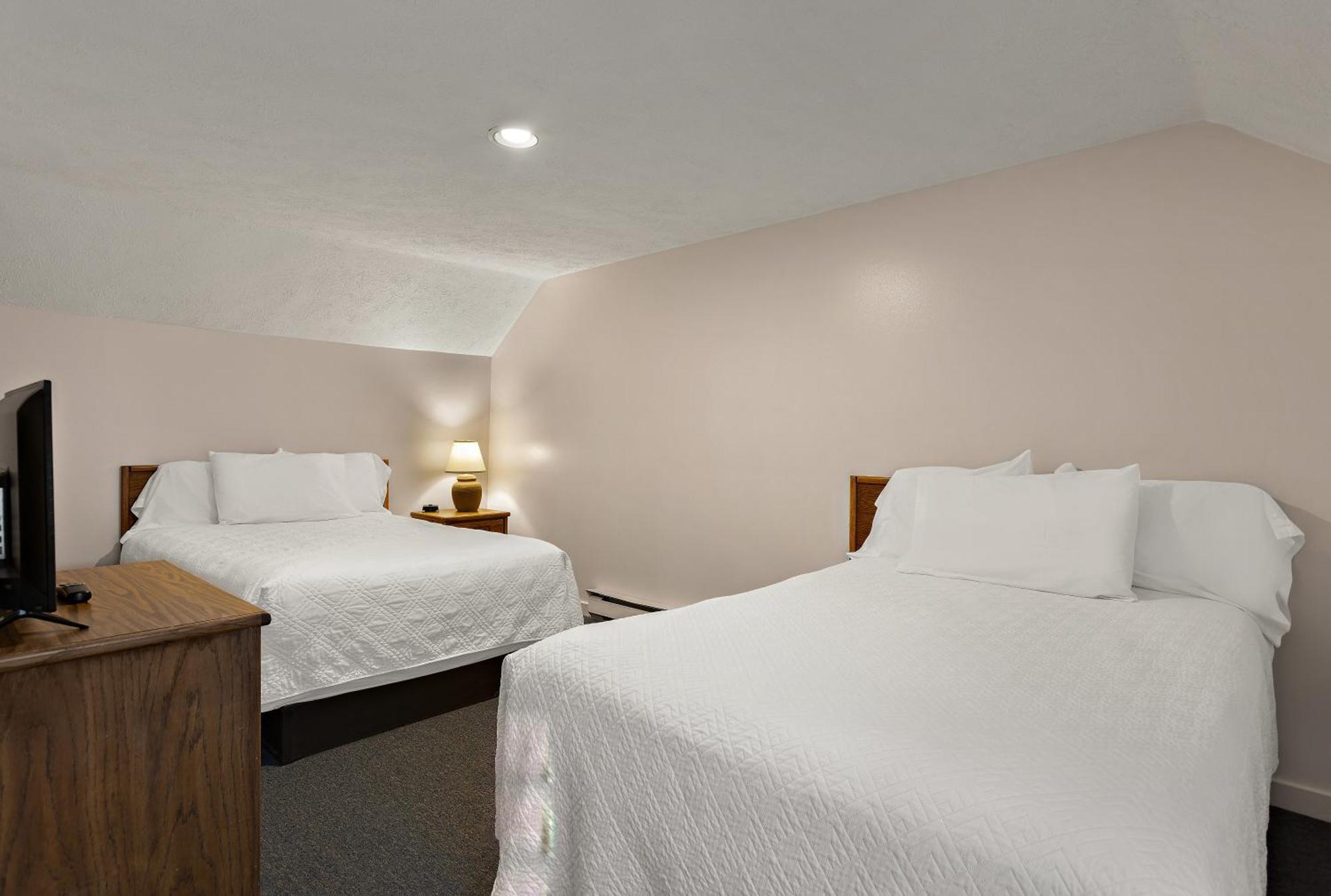 Inn Traverse Bay 2*