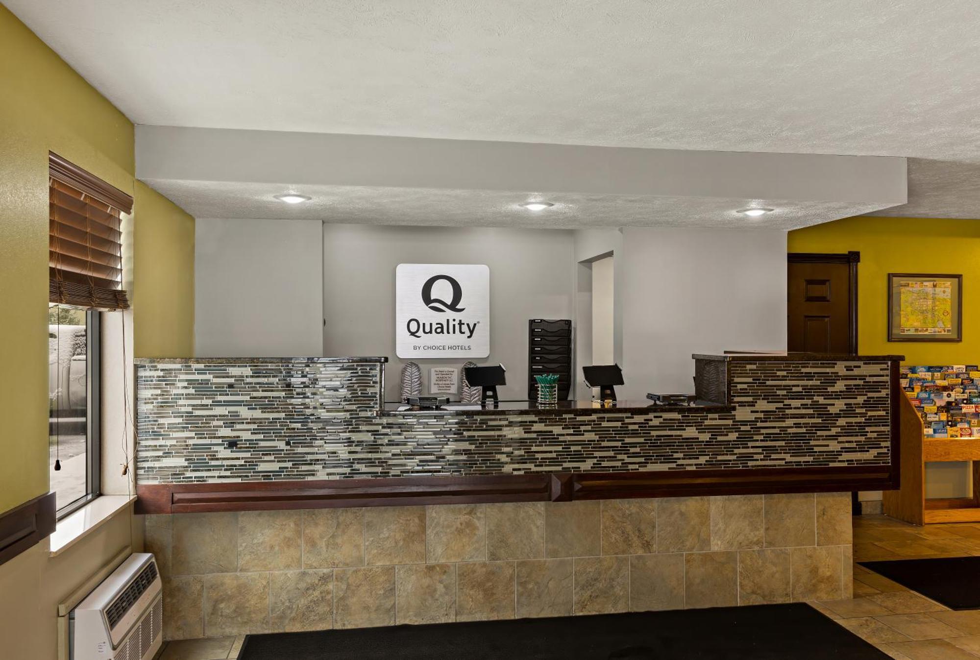 Quality Inn 2*