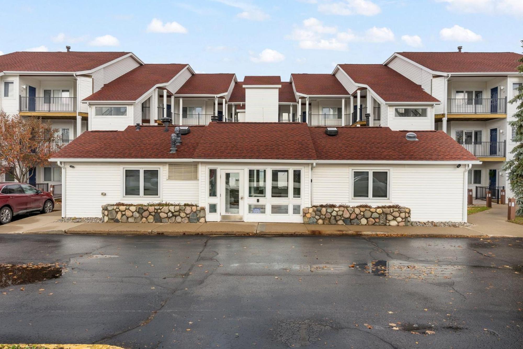 Holiday home Beachside 102 With Direct Access To The And Pool And Hot Tub
