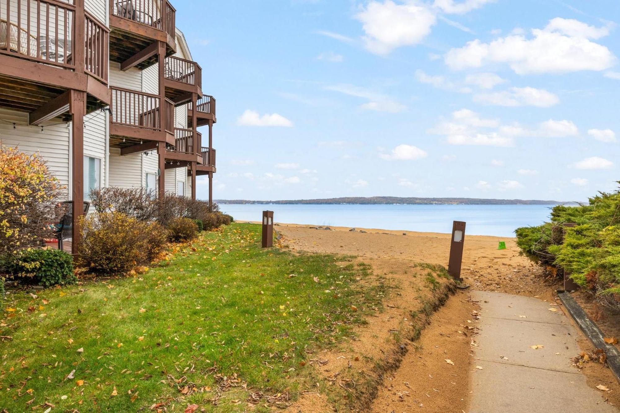Holiday home Beachside 102 With Direct Access To The And Pool And Hot Tub *