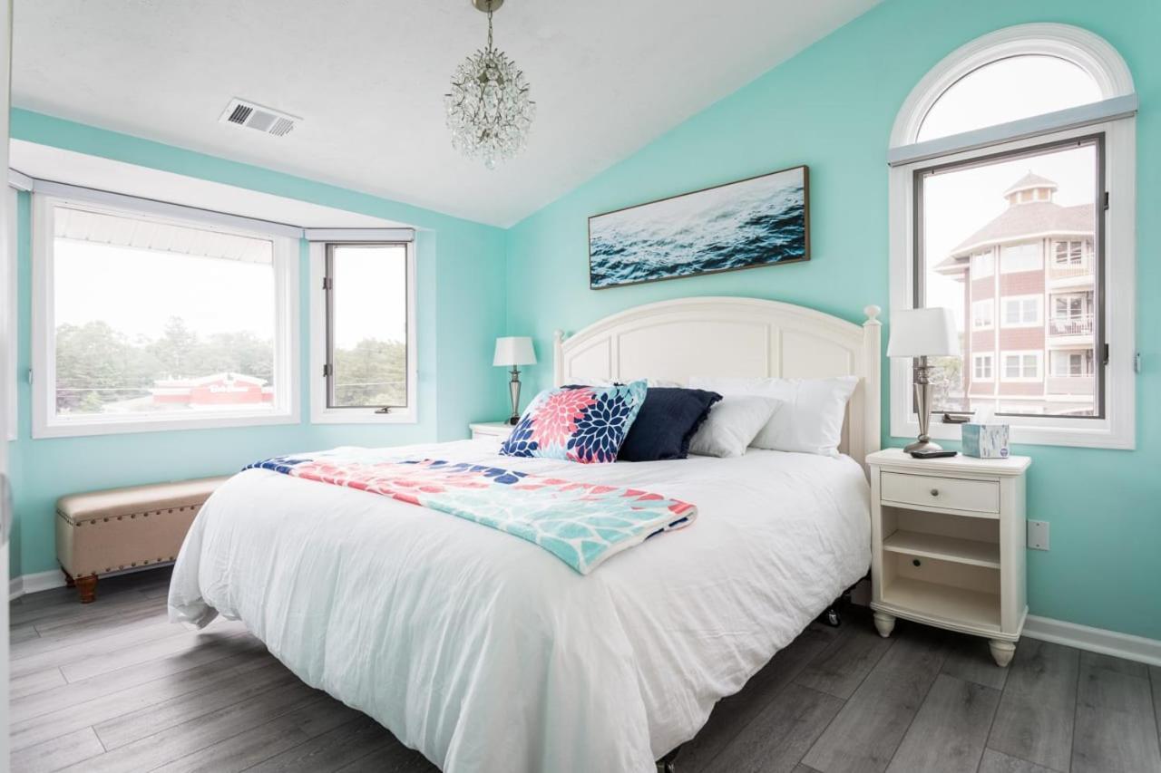 321 With Vaulted Ceilings Pool Hot Tub And Stunning Views From Private Deck