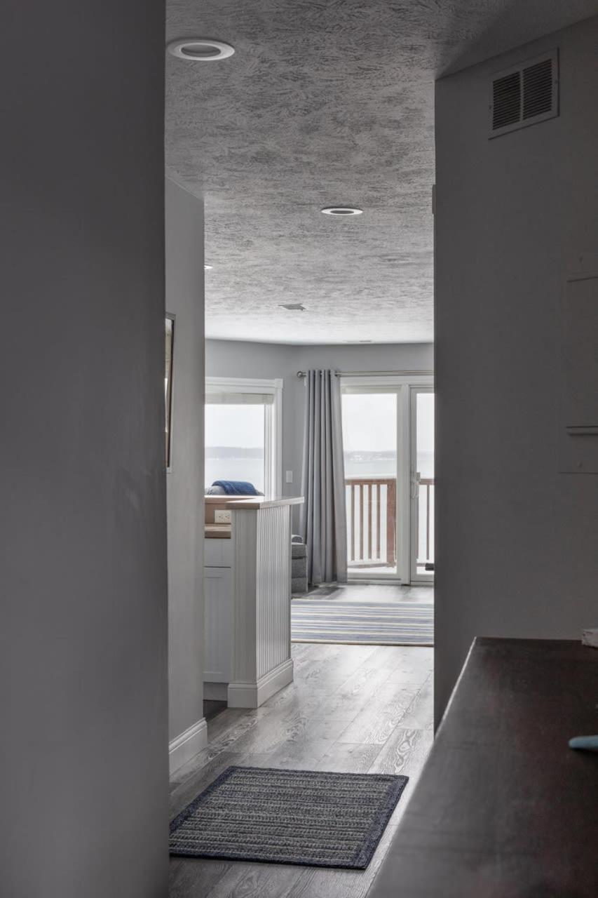 Beachside 213 With Pool Hot Tub And Private Deck Overlooking East Bay *
