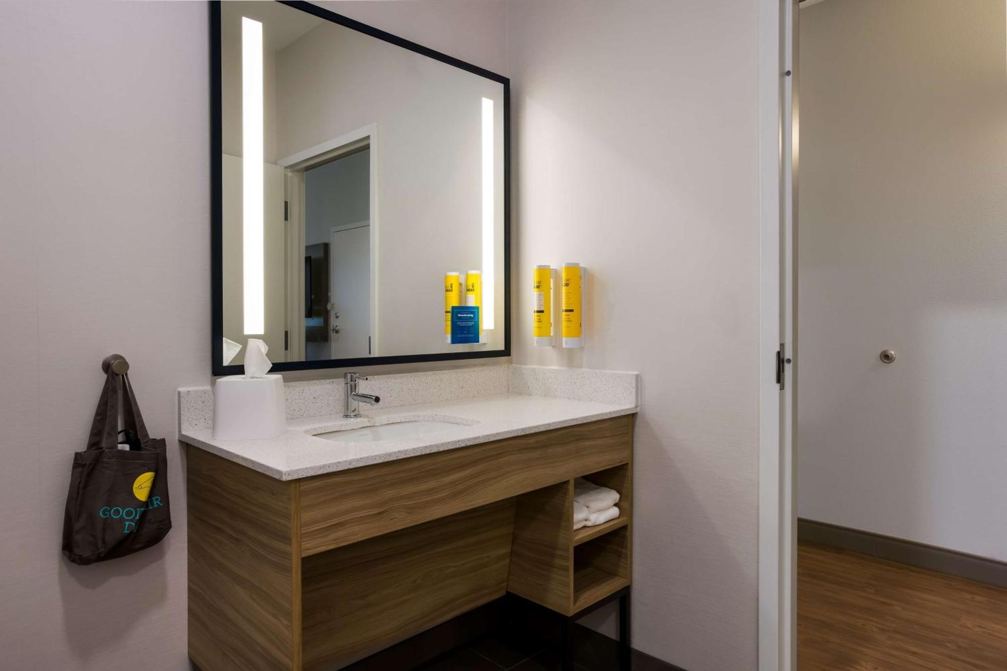 Hotel Tru By Hilton Traverse 3*