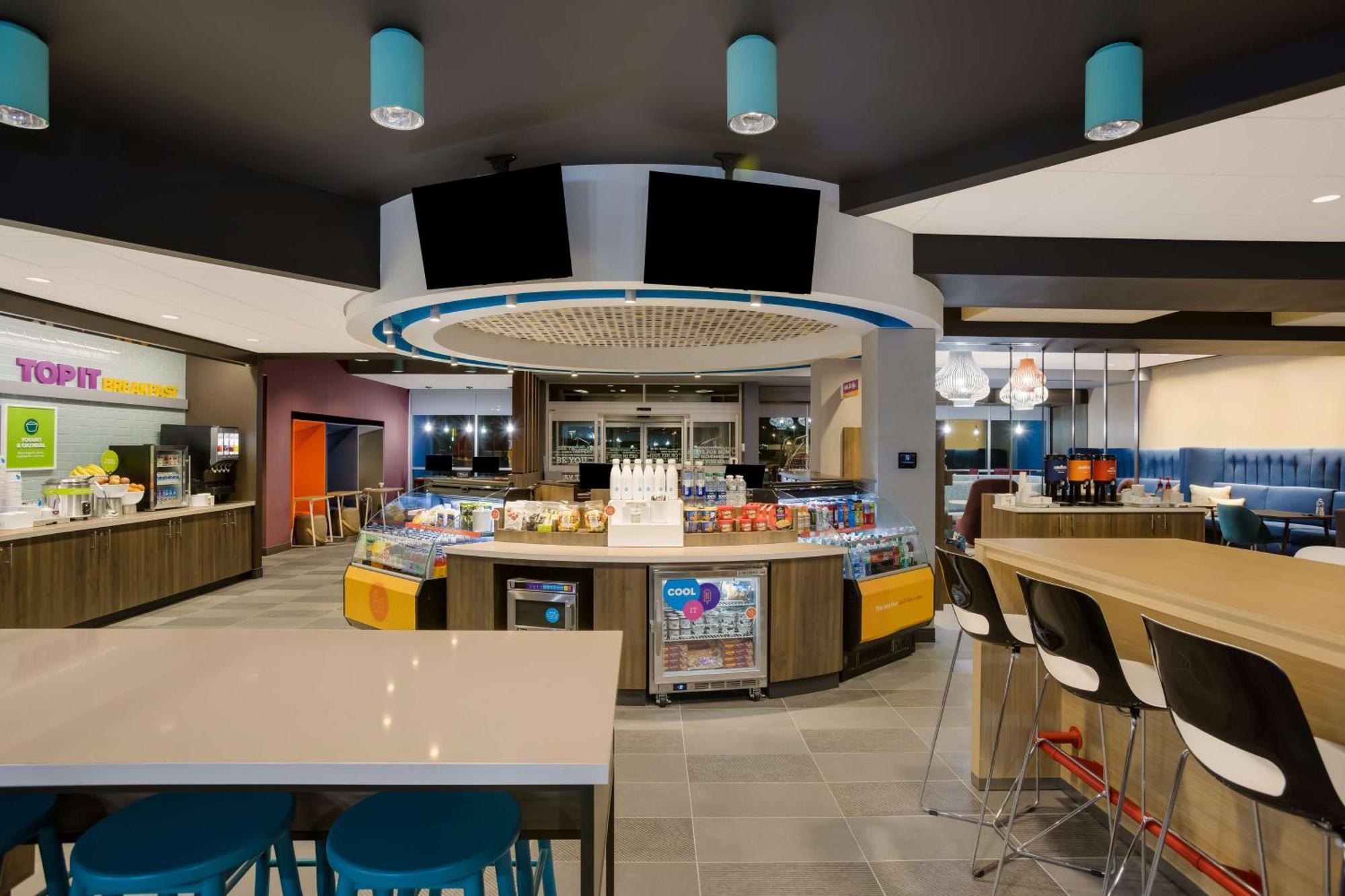 Tru By Hilton Traverse 3*