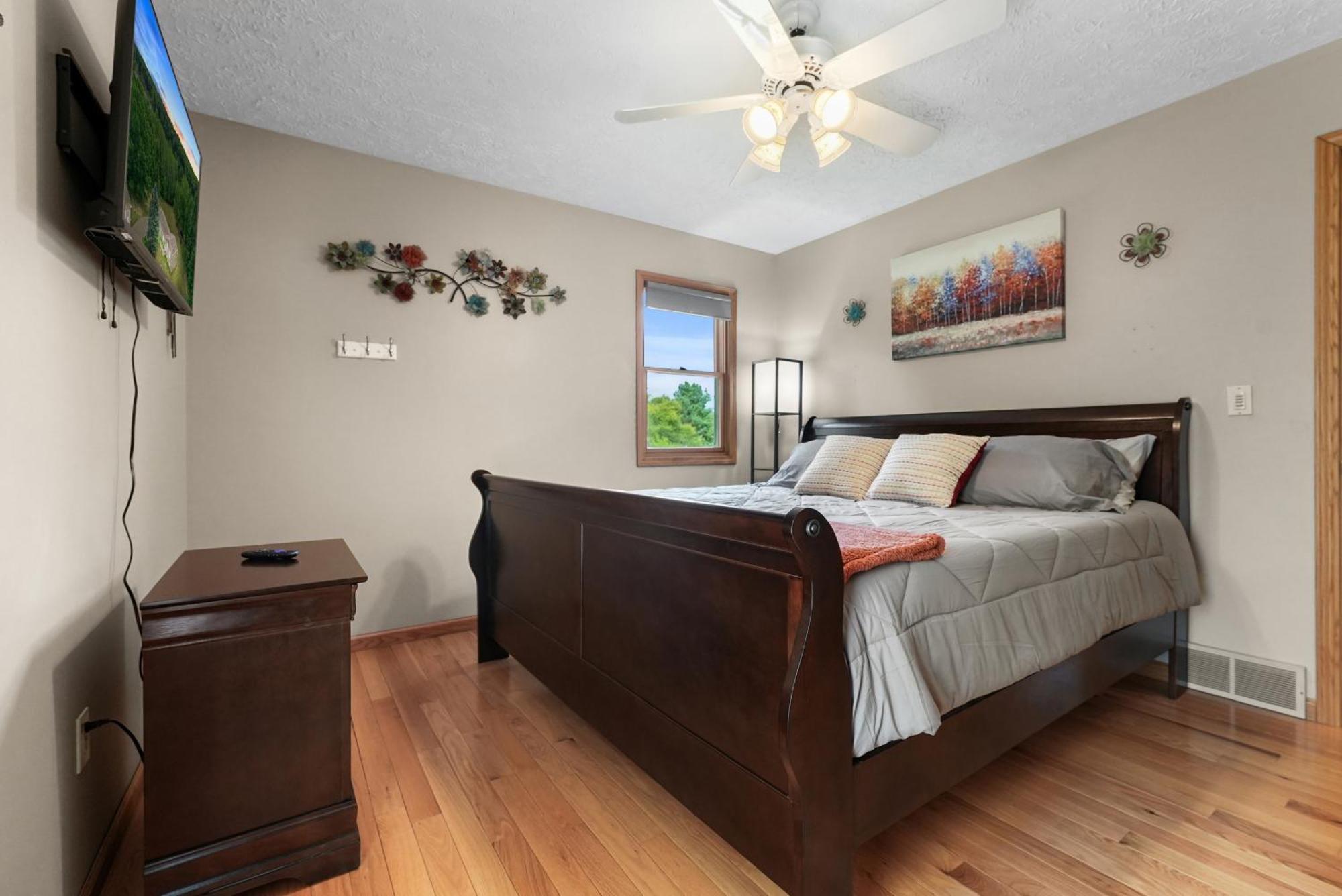Lakefront Paradise 4 Bedroom W Direct Access, Pets Ok Traverse City