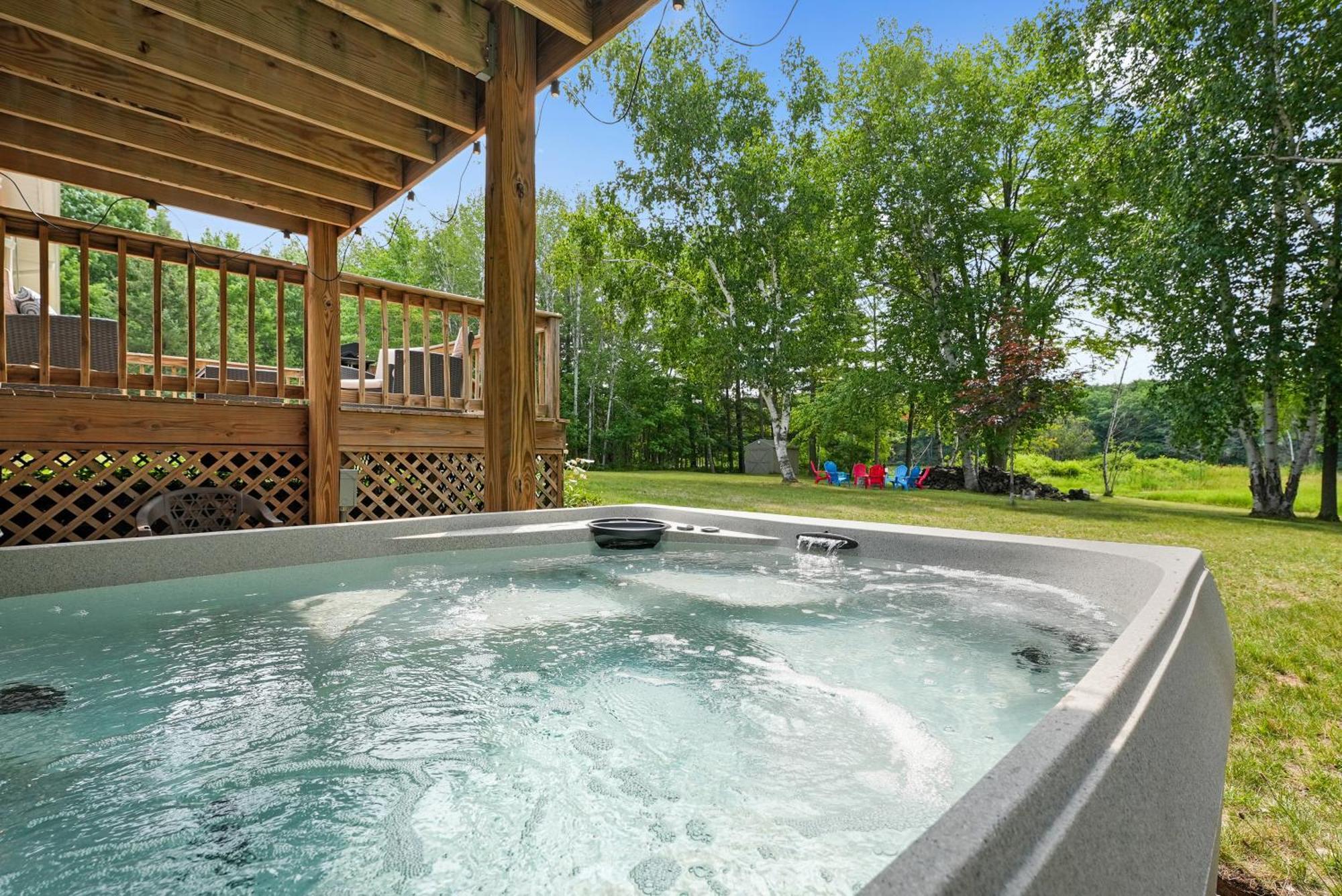 Lakefront Paradise 4 Bedroom W Direct Access, Pets Ok Traverse City