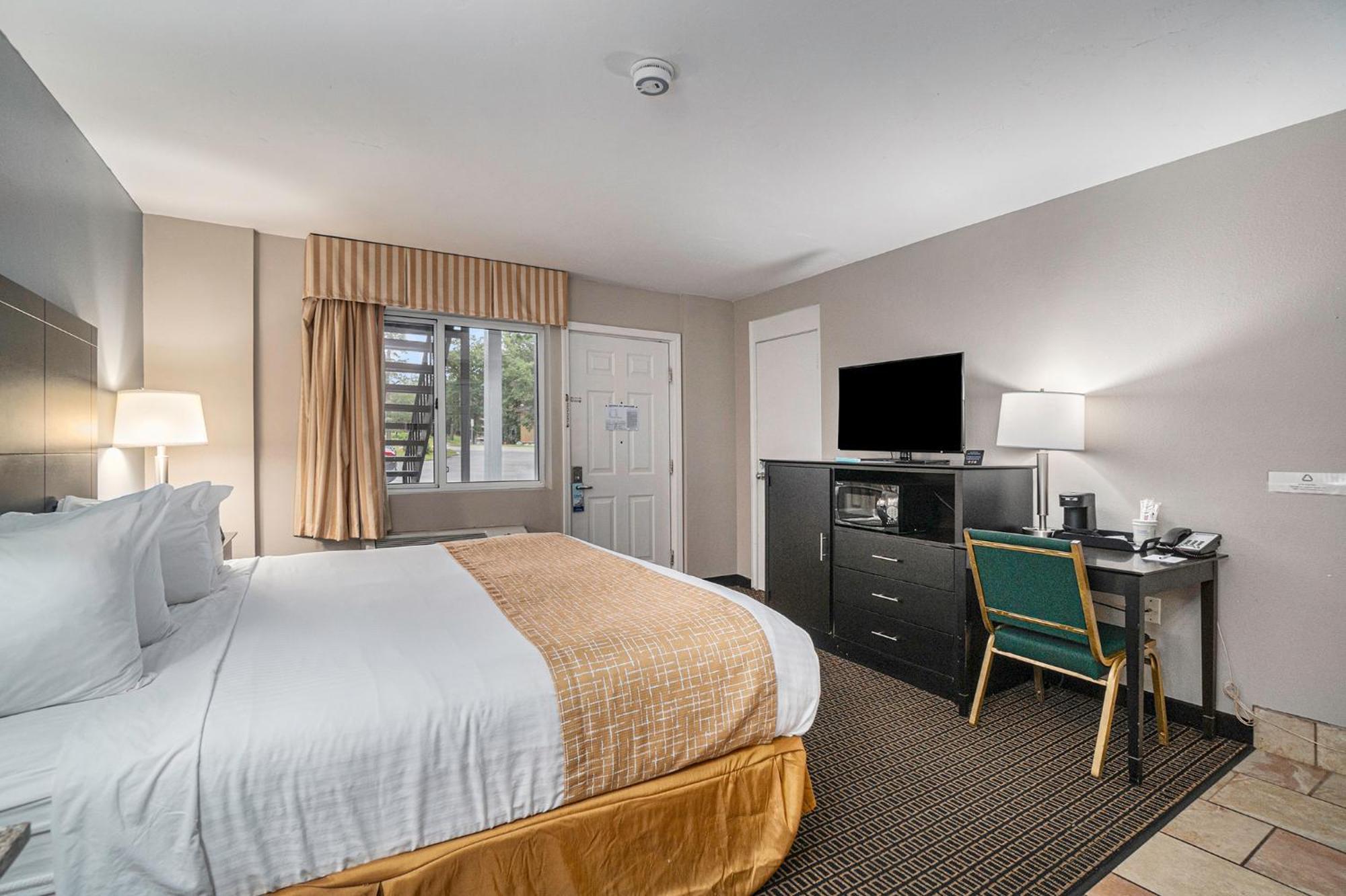 Motel Travelodge By Wyndham Traverse Mi 2*