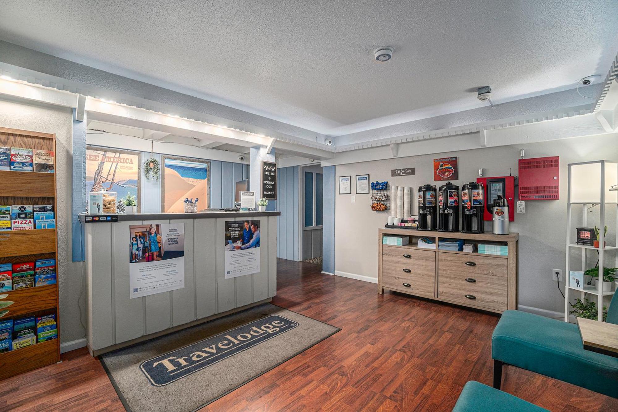 Travelodge By Wyndham Traverse Mi 2*