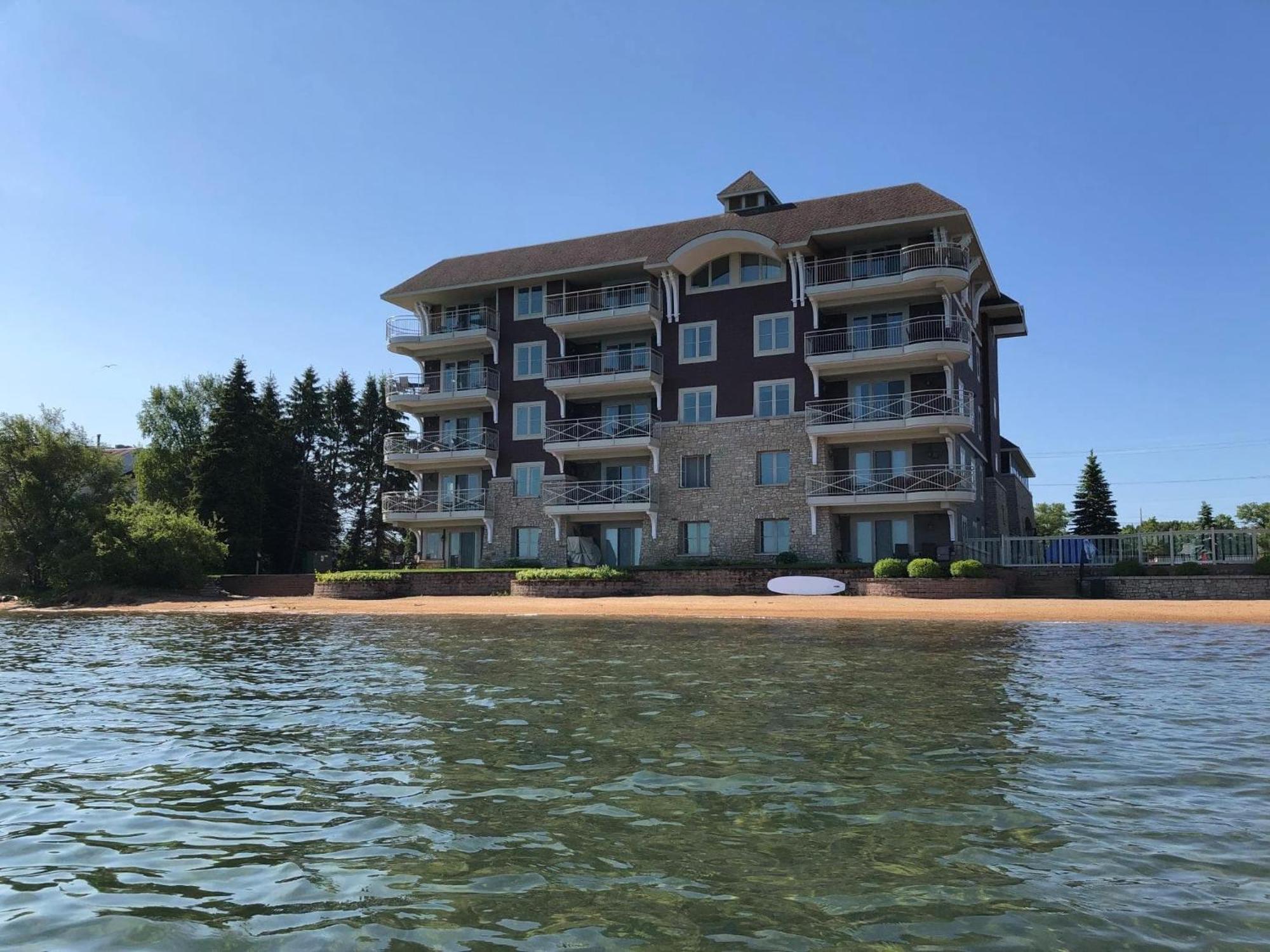 Holiday home With Direct View Of Grand Traverse Bay *