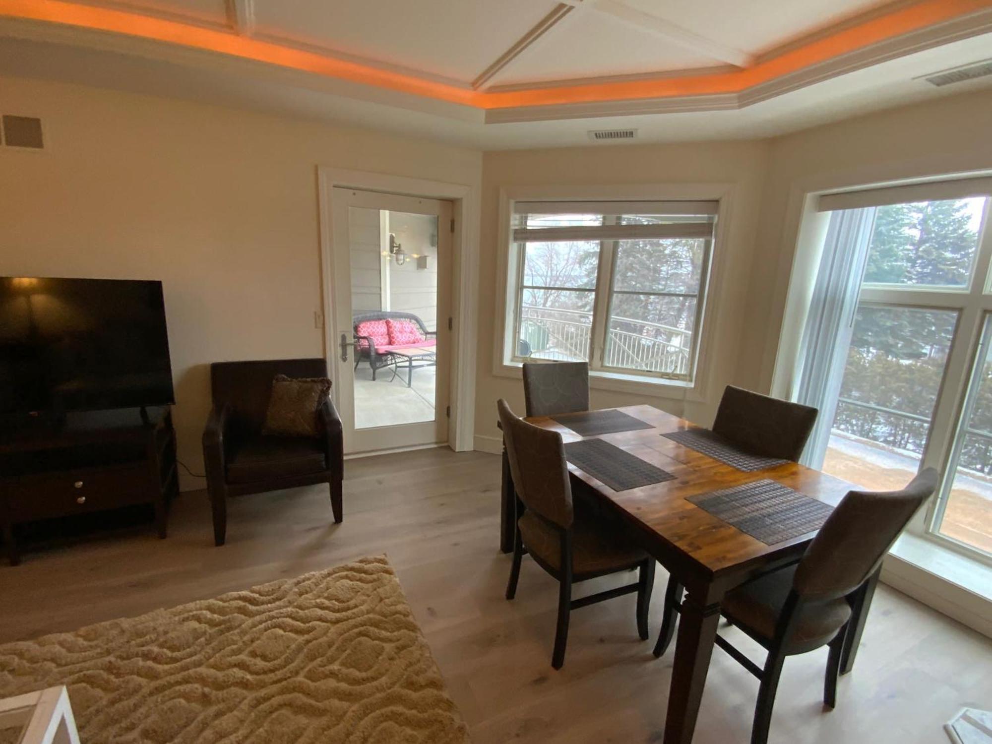 Holiday home Lovely 2-bedroom With Lots Of Amenities