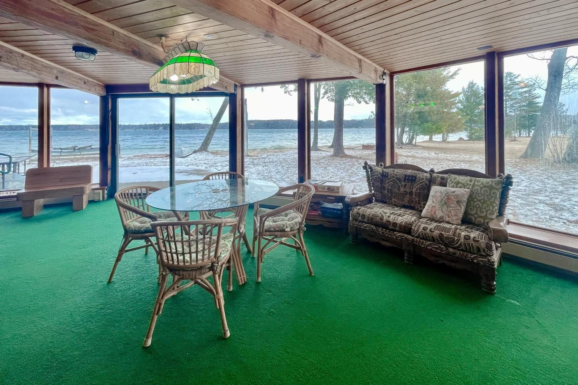Holiday home Lakefront Serenade