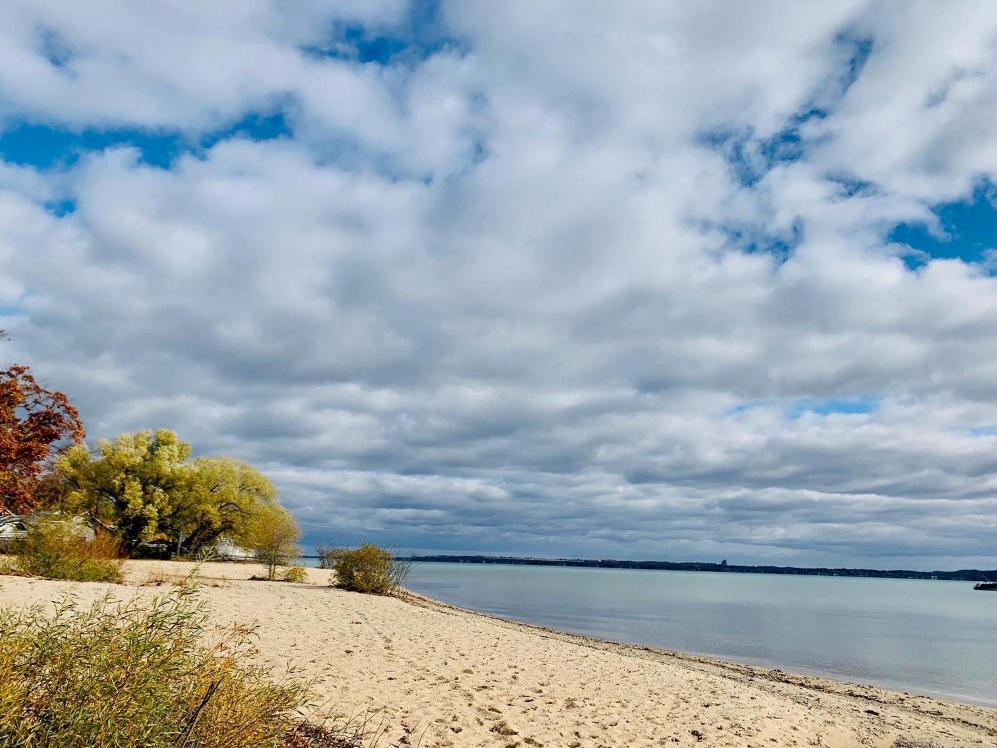 Apartment Perch With Rooftop Terrace & Hot Tubs Near Downtown Traverse City