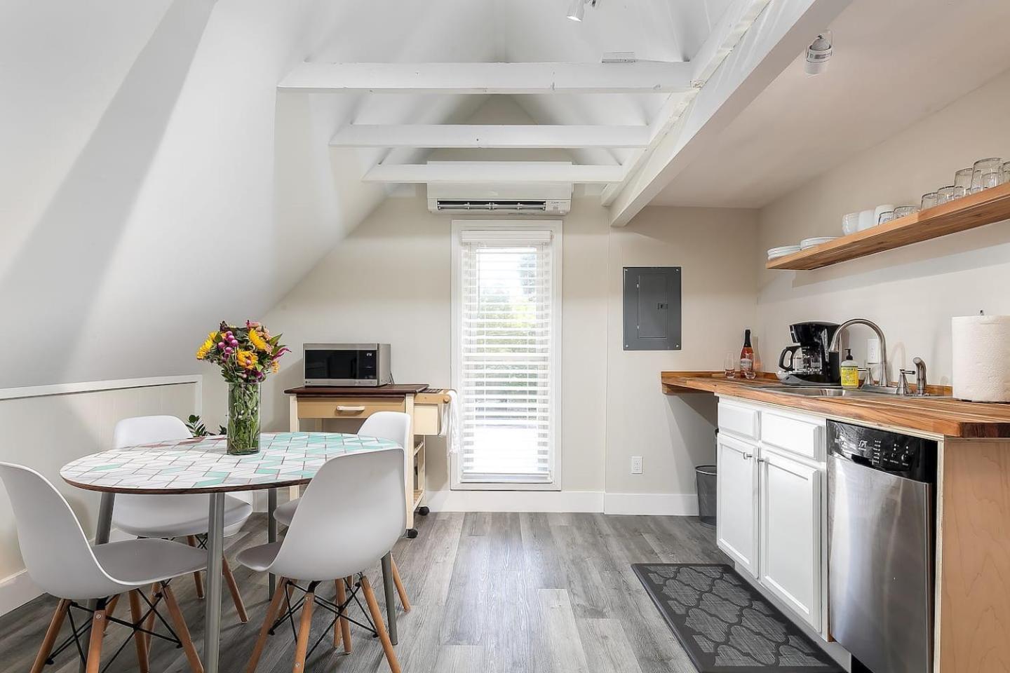 Modern Duplex Downtown Ac Walkable Holiday home *