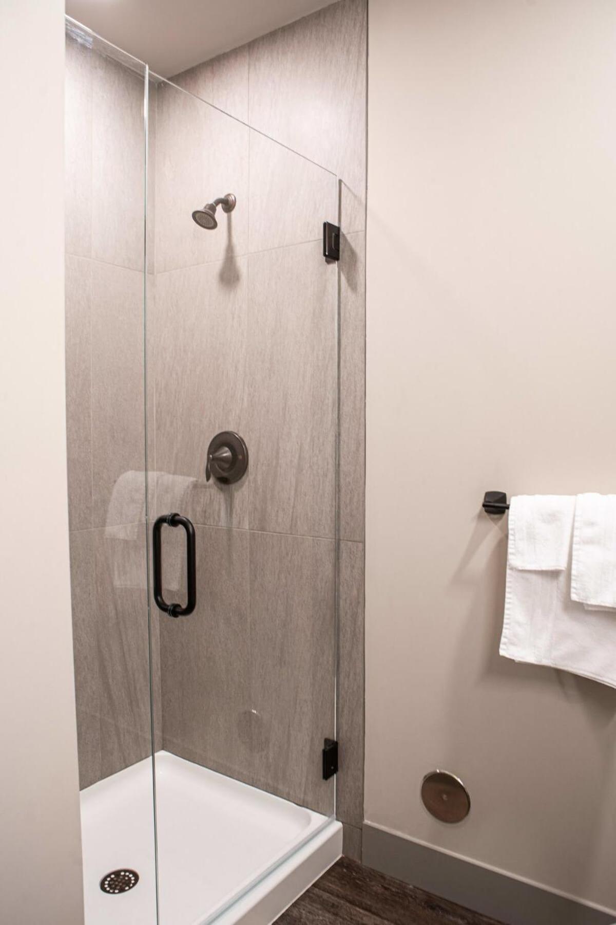 Apartment Modern State Unit 2 Traverse City